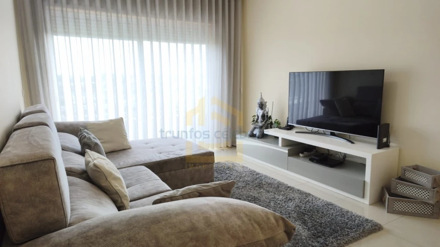 Apartamento T2 para Venda em Mindelo Foto 10