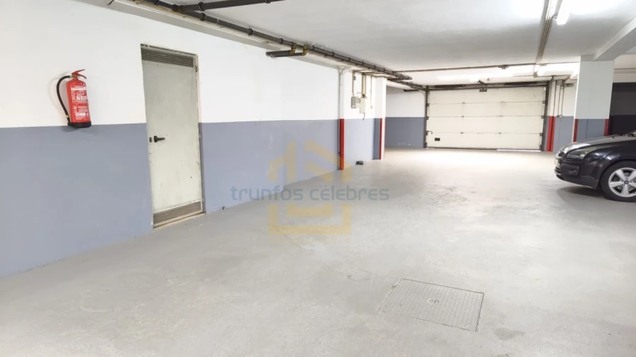 Apartamento T2 para Venda em Mindelo Foto 28