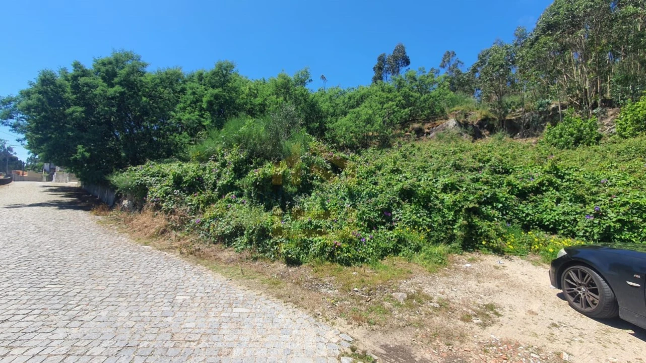 Terreno para Venda em Aver-O-Mar, Amorim e Terroso Foto 1