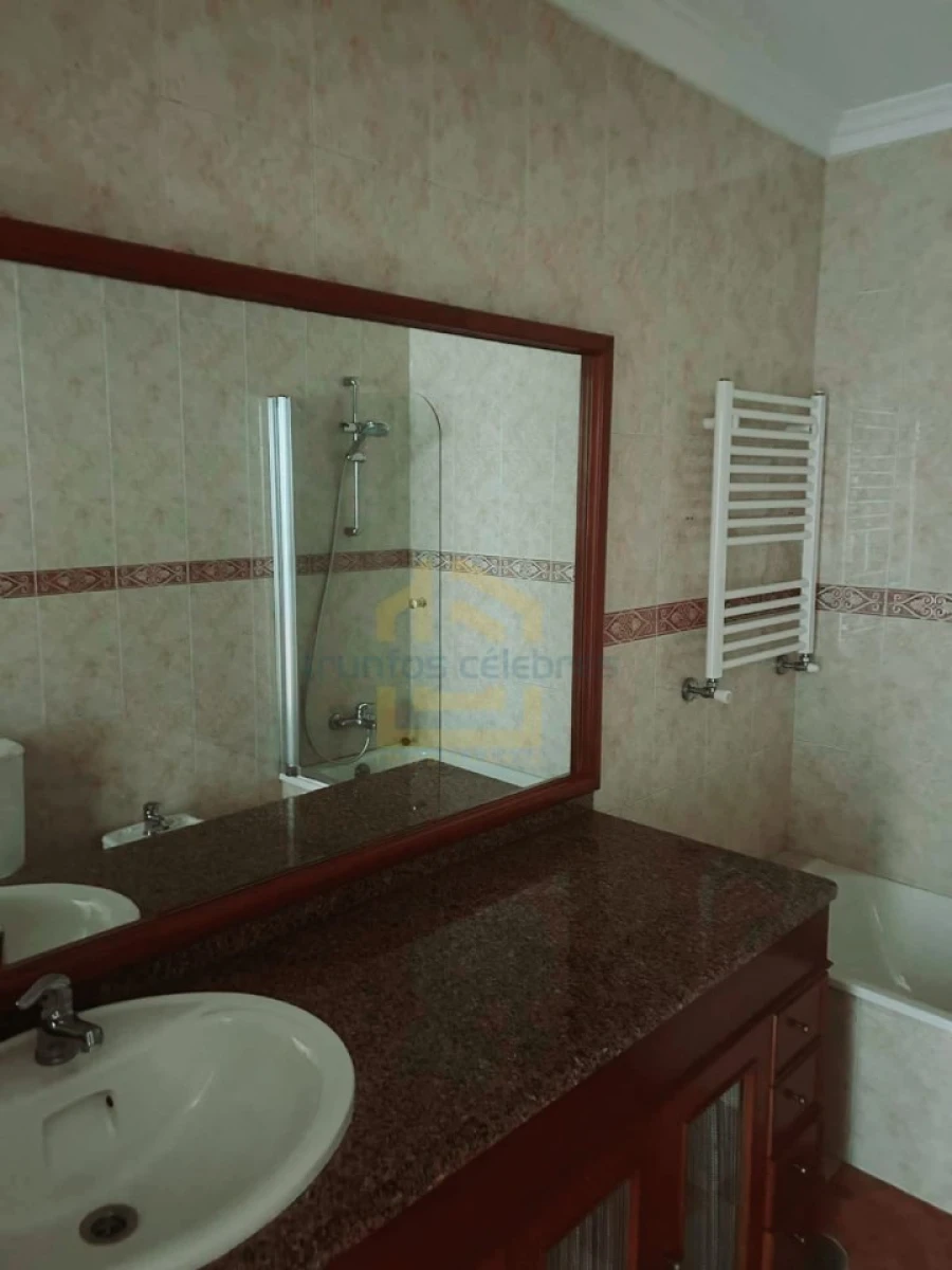 Apartamento T2 para Venda em Aver-O-Mar, Amorim e Terroso Foto 16