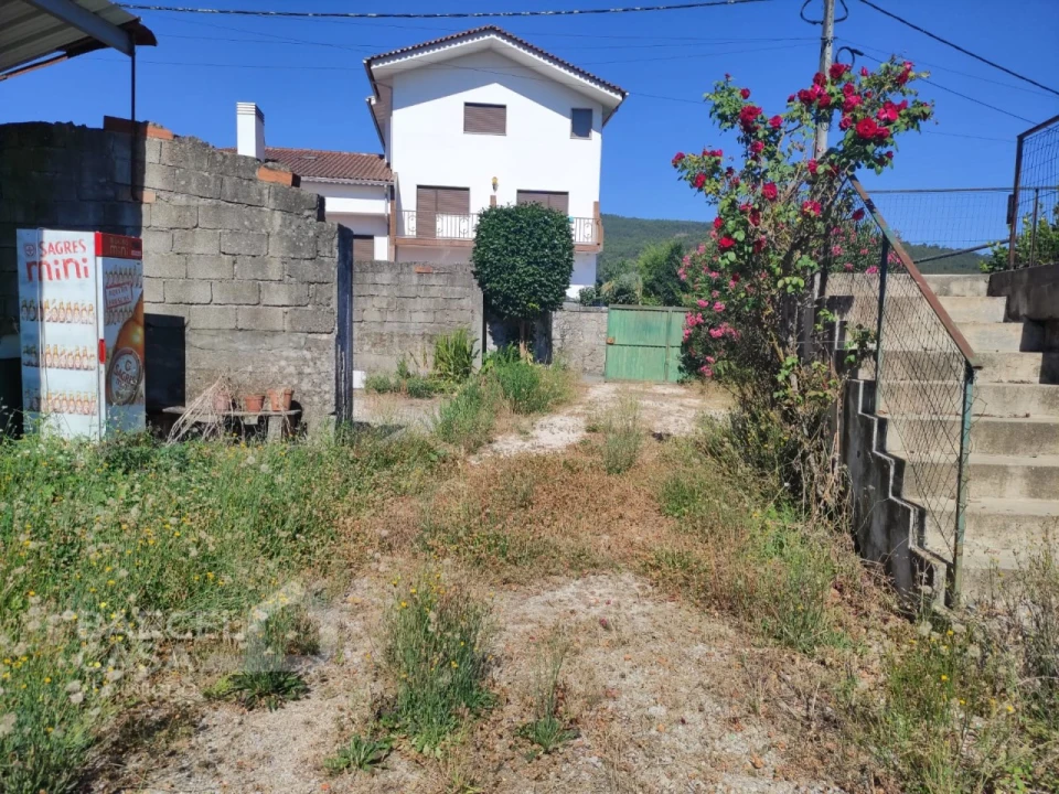 Moradia T3 para Venda em Quintiães e Aguiar Foto 13