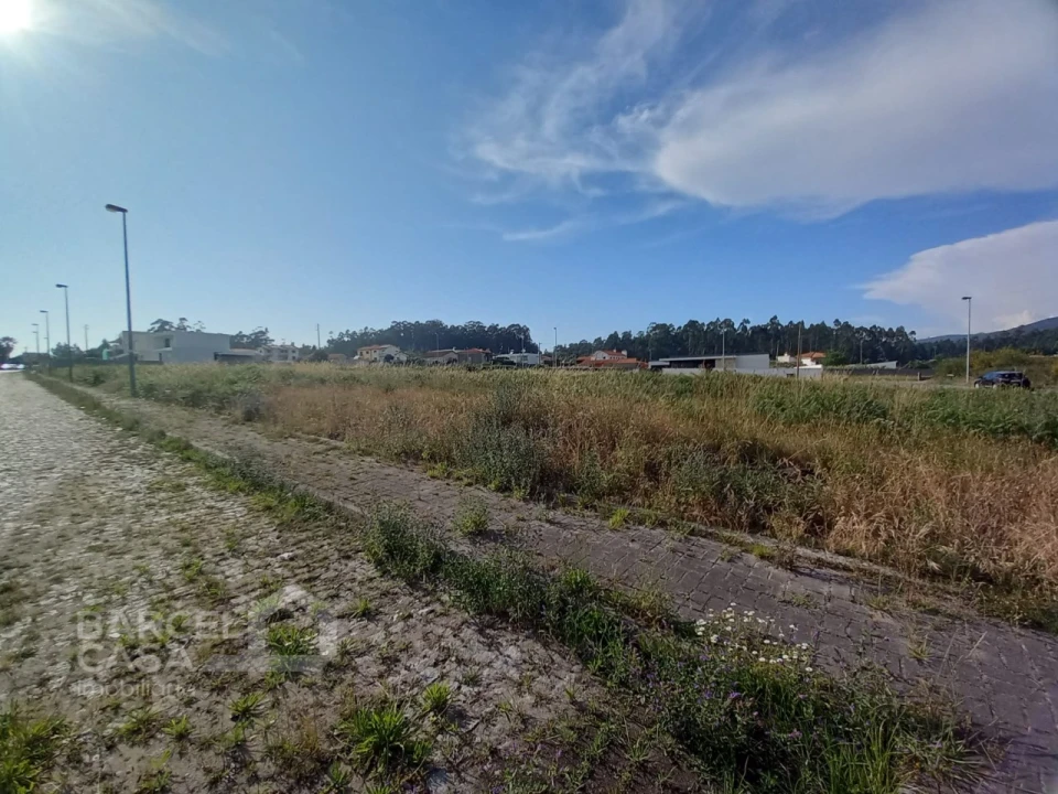 Terreno para Venda em Perelhal Foto 3