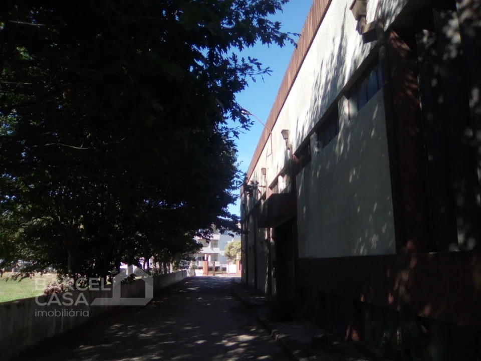 Armazém para Venda em Barcelos, V.Boa, V.Frescainha Foto 2