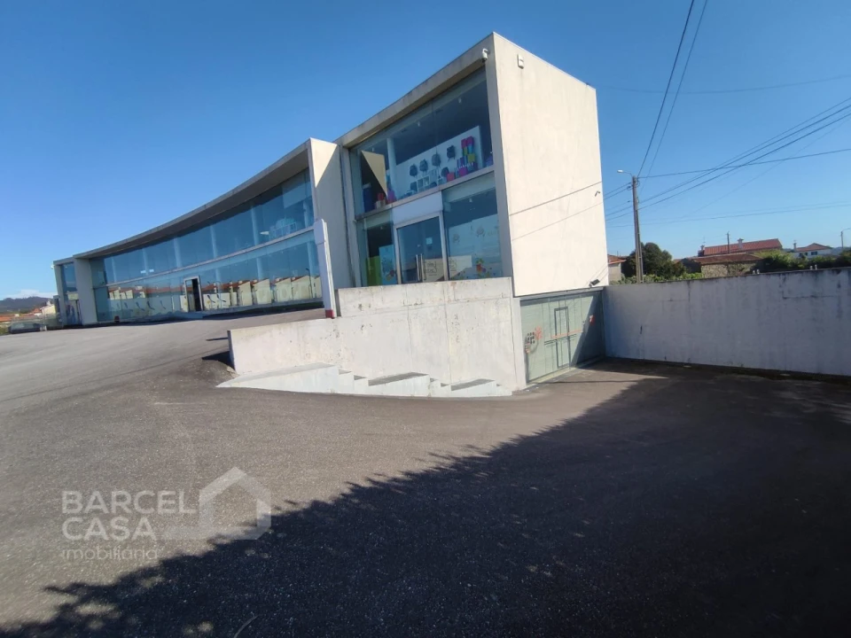 Armazém para Venda em Perelhal Foto 2