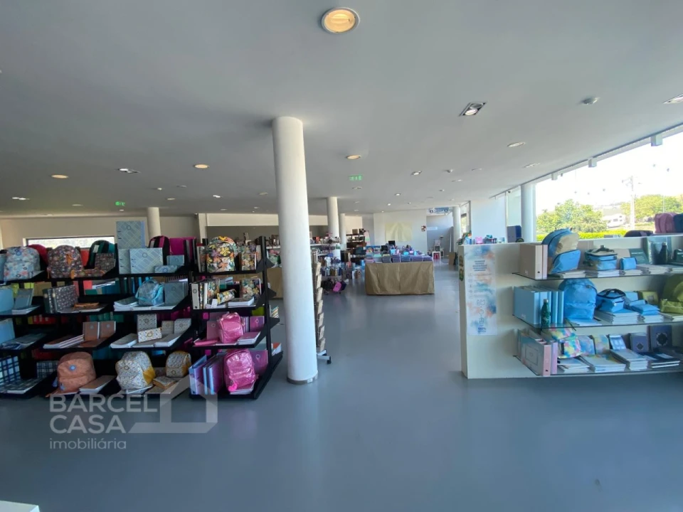 Armazém para Venda em Perelhal Foto 8