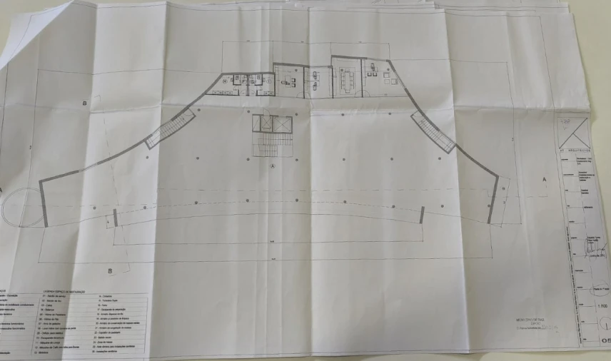 Armazém para Venda em Perelhal Planta 2