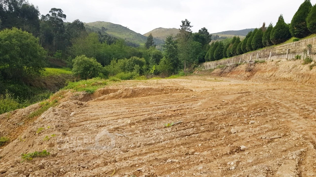 Terreno para Venda em Verdoejo Foto 22