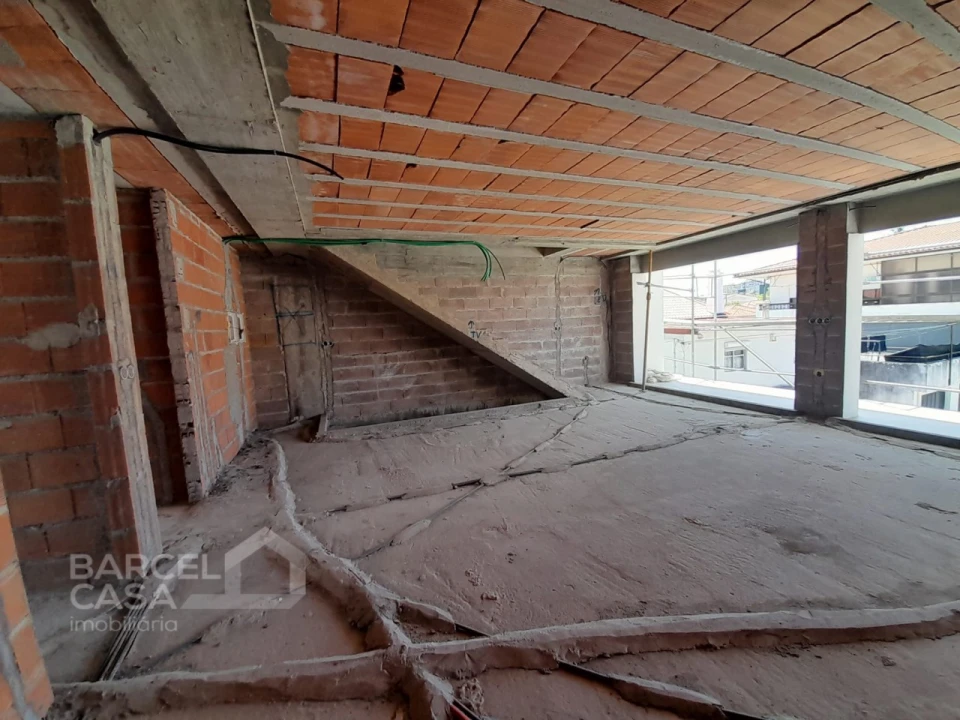 Apartamento T4 para Venda em Arcozelo Foto 14