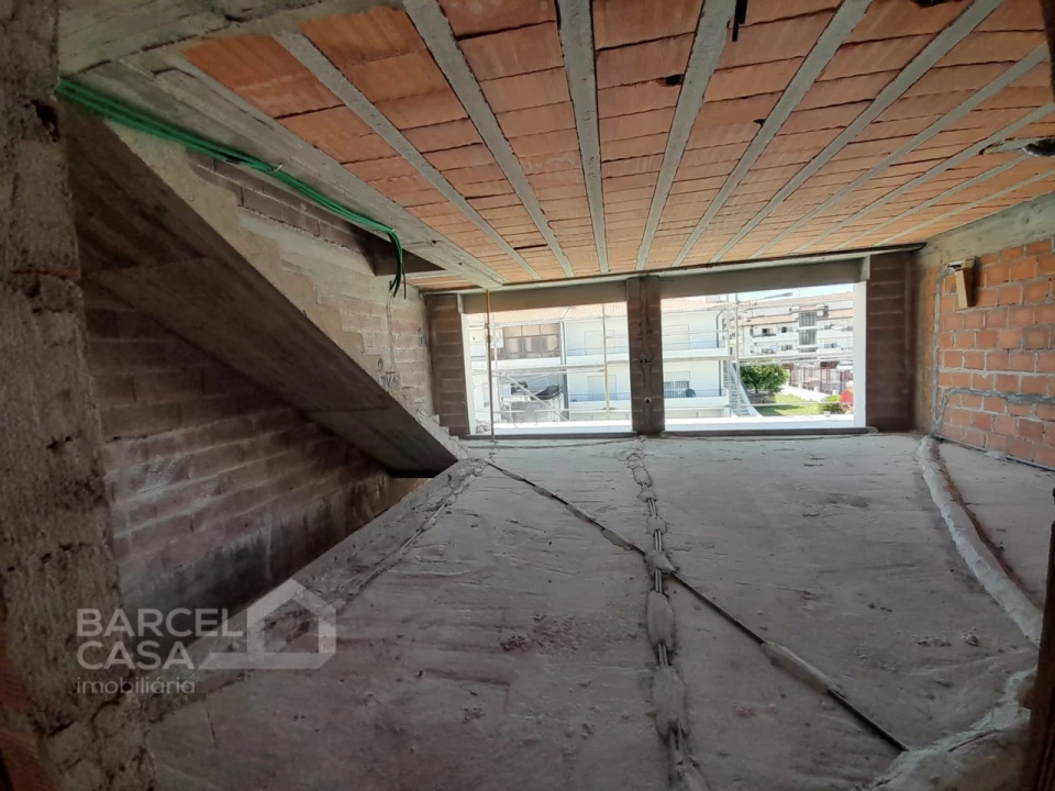 Apartamento T4 para Venda em Arcozelo Foto 18