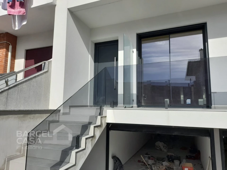 Apartamento T4 para Venda em Arcozelo Foto 17