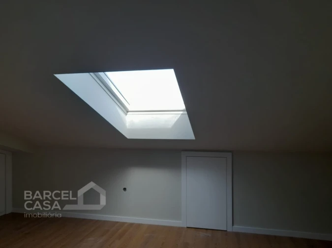 Apartamento T4 para Venda em Arcozelo Foto 12