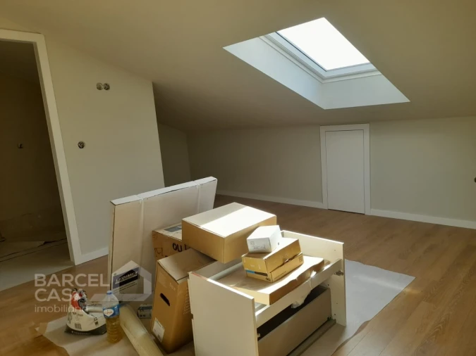 Apartamento T4 para Venda em Arcozelo Foto 14