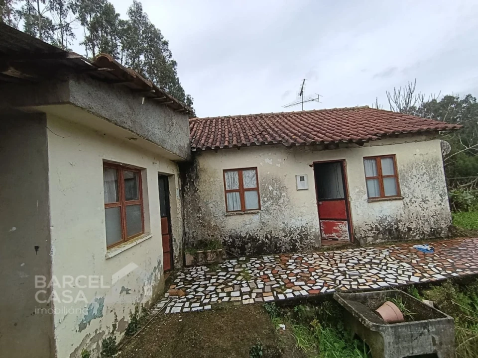 Moradia T3 para Venda em Alheira e Igreja Nova Foto 3