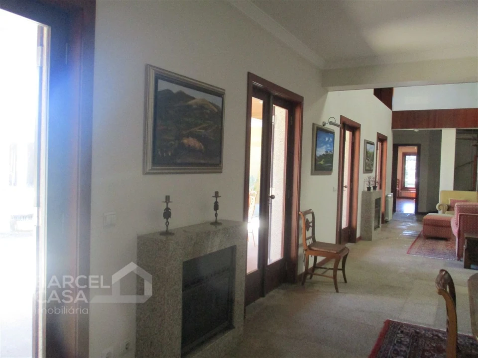 Moradia T6 para Venda em Manhente Foto 12