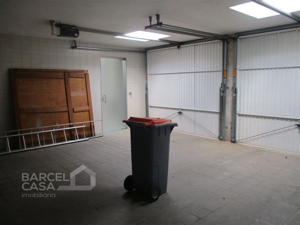 Moradia T6 para Venda em Manhente Foto 31