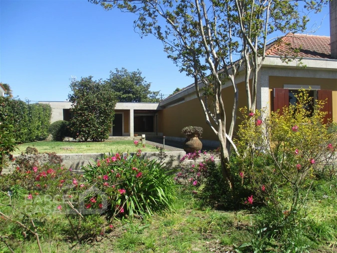 Moradia T6 para Venda em Manhente Foto 22