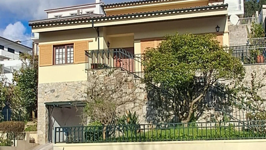 Moradia T4 para Venda em Abade de Neiva