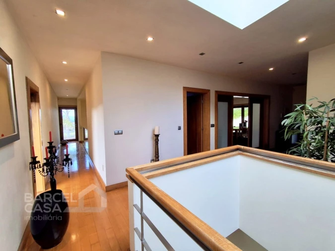 Moradia T4 para Venda em Airo Foto 25