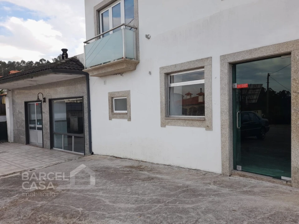 Moradia T3 para Venda em Carvalhas Foto 2