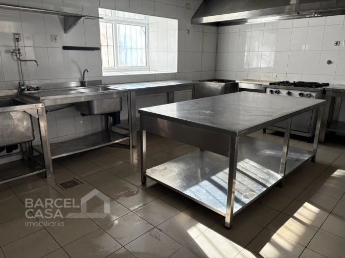 Moradia T3 para Venda em Carvalhas Foto 4