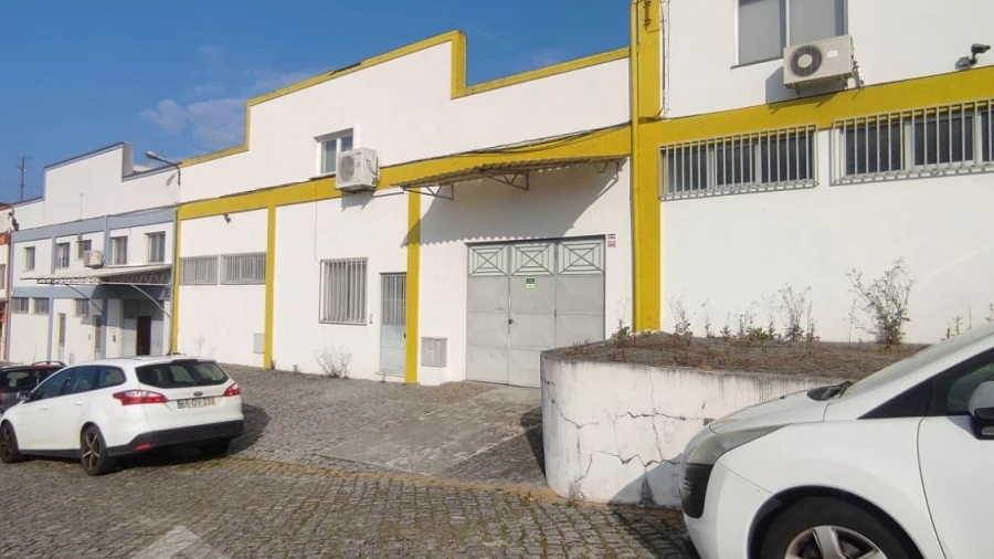 Armazém para Arrendamento em Barcelos, V.Boa, V.Frescainha