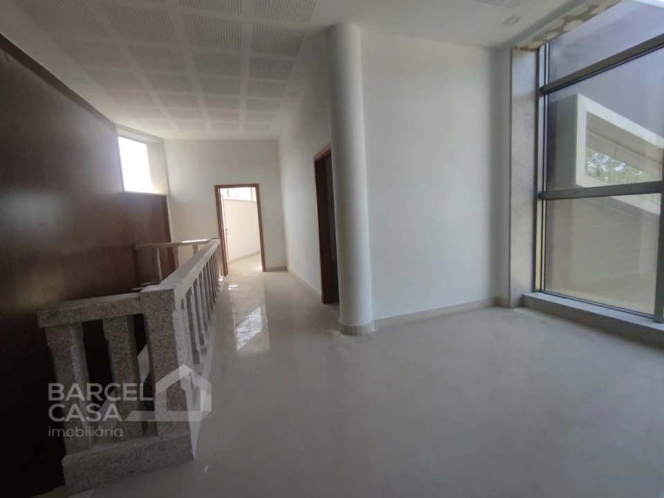 Armazém para Venda em Remelhe Foto 7