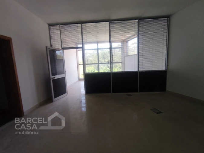 Armazém para Venda em Remelhe Foto 13