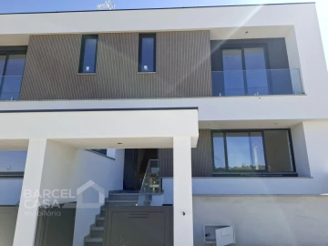 Moradia T3 para Venda em Silva