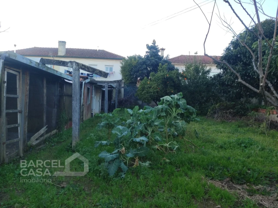 Moradia T8 para Venda em Arcozelo Foto 4