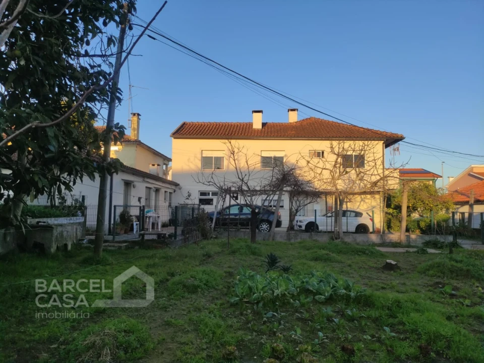 Moradia T8 para Venda em Arcozelo Foto 7