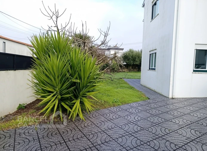 Moradia T3 para Venda em Antas Foto 3