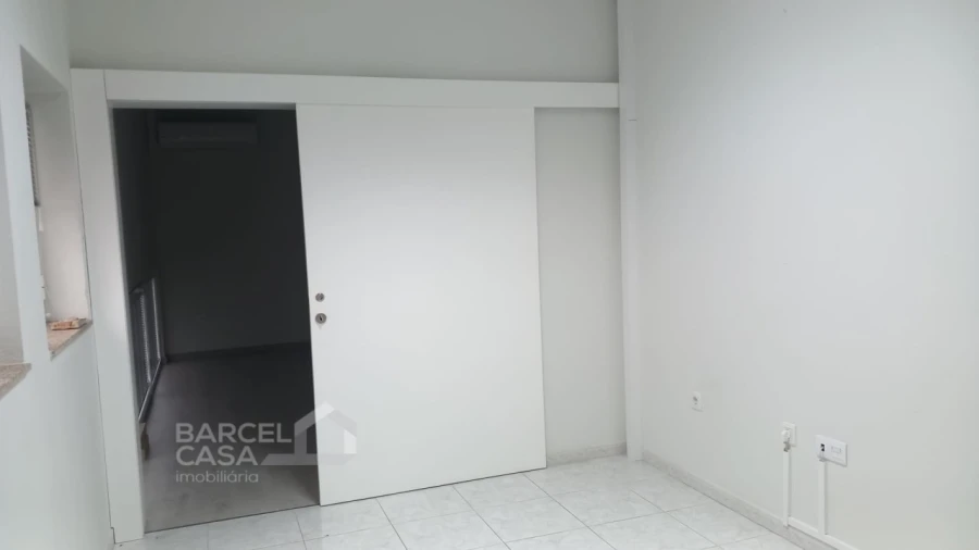 Armazém para Venda em Barcelos, V.Boa, V.Frescainha Foto 15