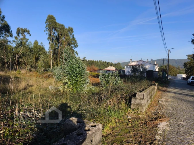 Terreno para Venda em Forjães Foto 11