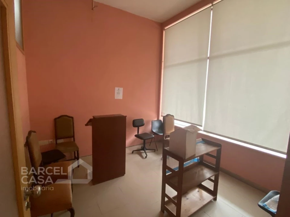 Loja para Arrendamento em Barcelos, V.Boa, V.Frescainha Foto 4