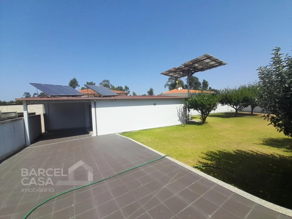 Moradia T5 para Venda em Campo e Tamel (São Pedro Fins) Foto 31