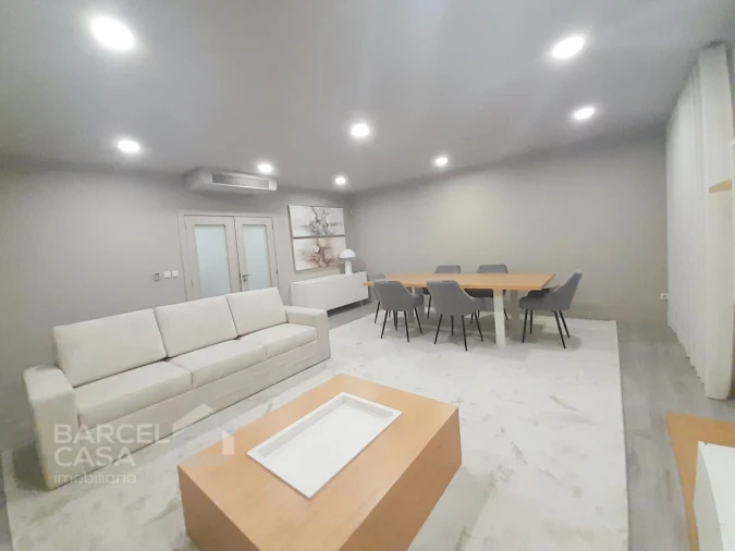 Moradia T5 para Venda em Campo e Tamel (São Pedro Fins) Foto 1