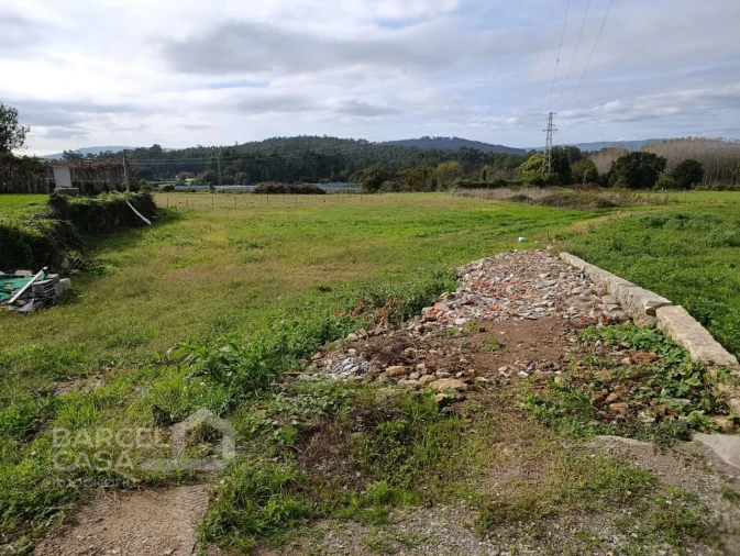 Terreno para Venda em Alheira e Igreja Nova Foto 2