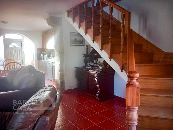 Moradia T2 para Venda em Vila Cova e Feitos Foto 10