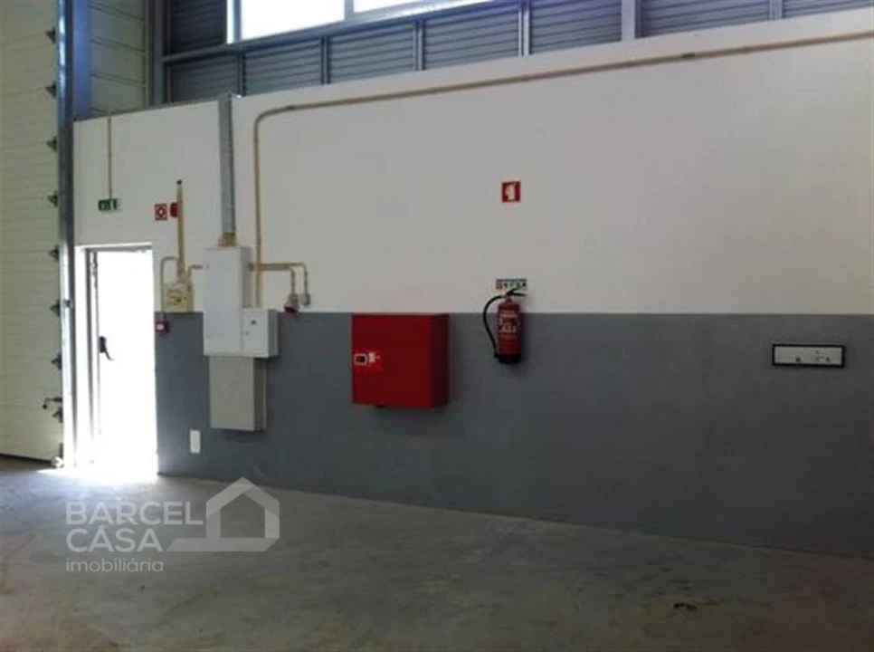 Armazém para Arrendamento em Varzea Foto 6