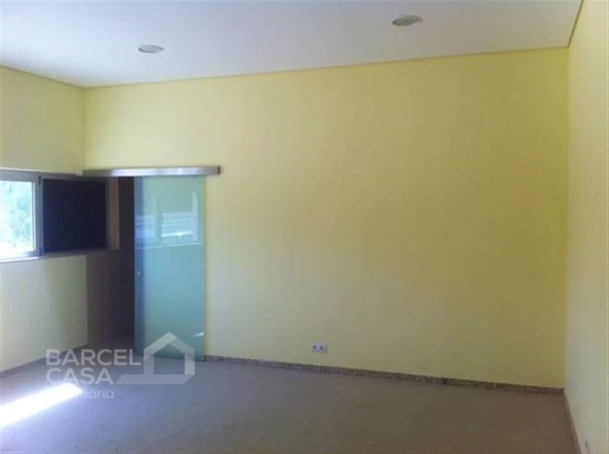 Armazém para Arrendamento em Varzea Foto 4