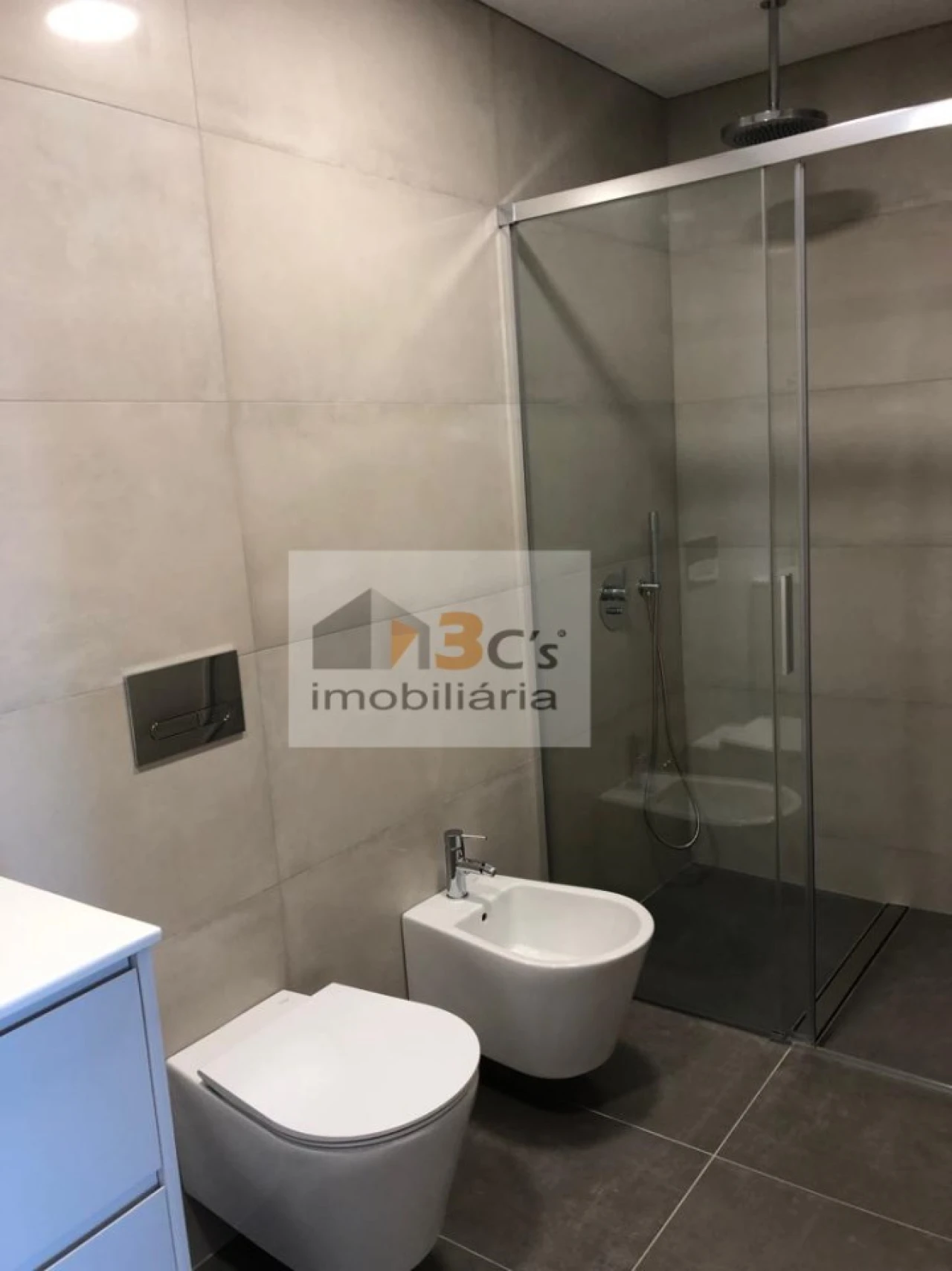 Apartamento T3 para Venda em Lordelo do Ouro e Massarelos Foto 14