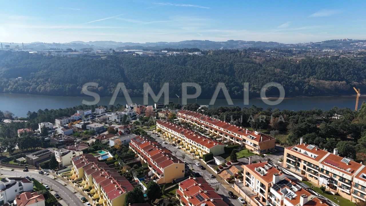 Moradia T3 para Venda em Gondomar (São Cosme), Valbom e Jovim Foto 33