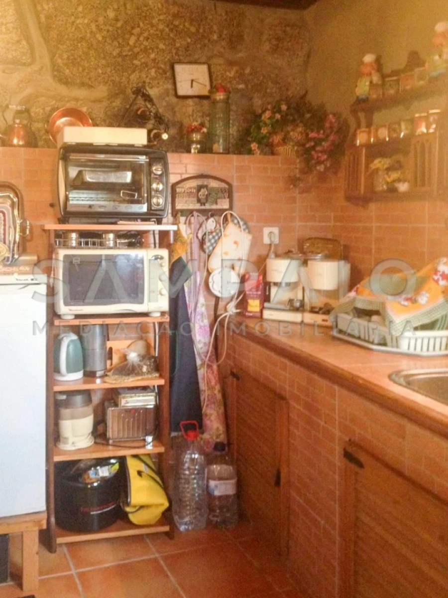 Moradia T3 para Venda em Santa Cruz do Douro e São Tomé de Covelas Foto 15