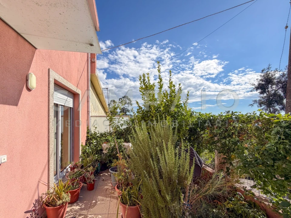 Moradia T3 para Venda em Fânzeres e São Pedro da Cova Foto 26