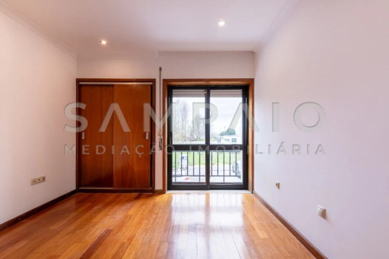 Apartamento T2 para Venda em Gondomar (São Cosme), Valbom e Jovim Foto 8