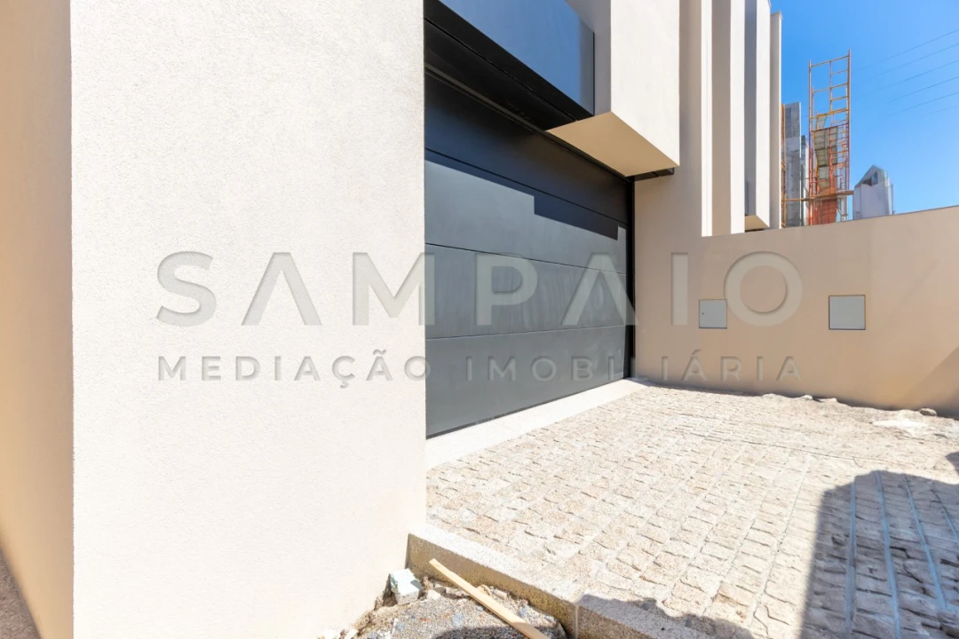 Moradia T3 para Venda em Fânzeres e São Pedro da Cova Foto 11