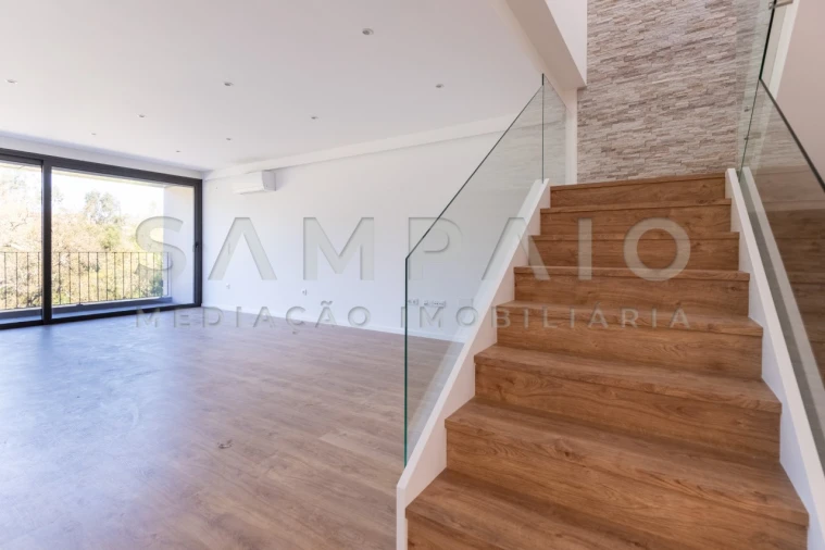 Moradia T3 para Venda em Fânzeres e São Pedro da Cova Foto 16