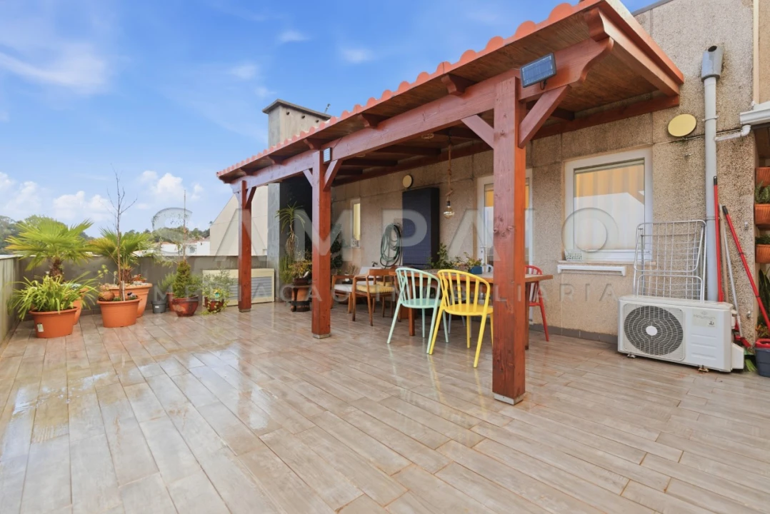 Apartamento T3 para Venda em Gondomar (São Cosme), Valbom e Jovim Foto 1