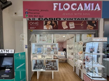Loja para Cedência de Quotas em Gondomar (São Cosme), Valbom e Jovim