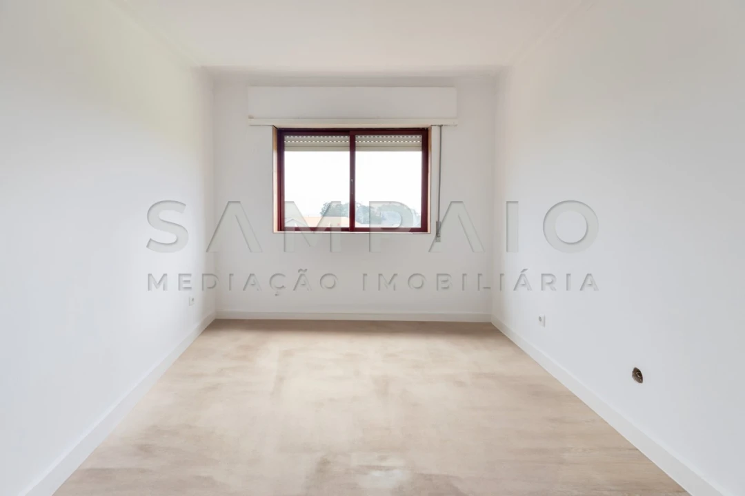 Apartamento T2 para Venda em Rio Tinto Foto 10